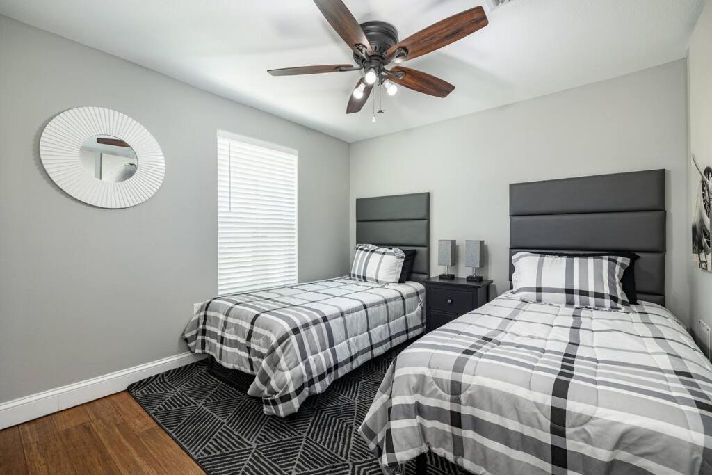 Apartamento Grand Oaks Terminal In The Heights Tampa Exterior foto